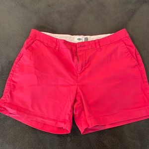 Women’s Short. Size 6. Pink